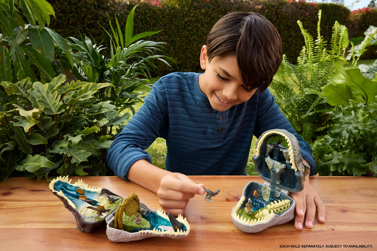 Jurassic World Rebirth Micro Adventure Playset Tyrannosaurus Rex Head, Interactive Features & Figures