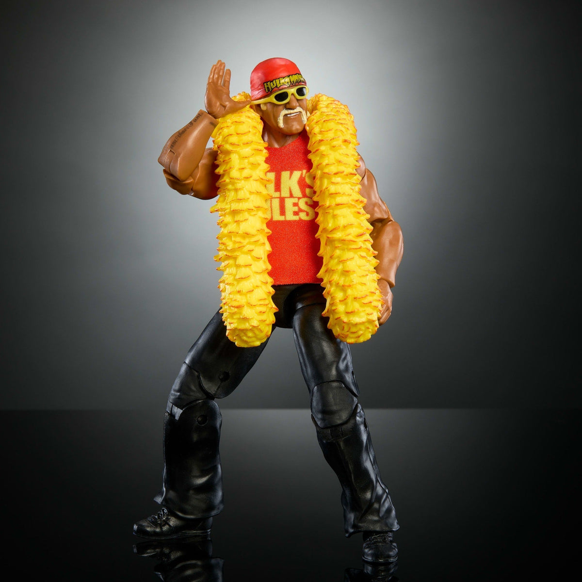 WWE Elite Collection Premium Live EVent Hulk Hogan Action Figure Set, Wrestlemania Collectible