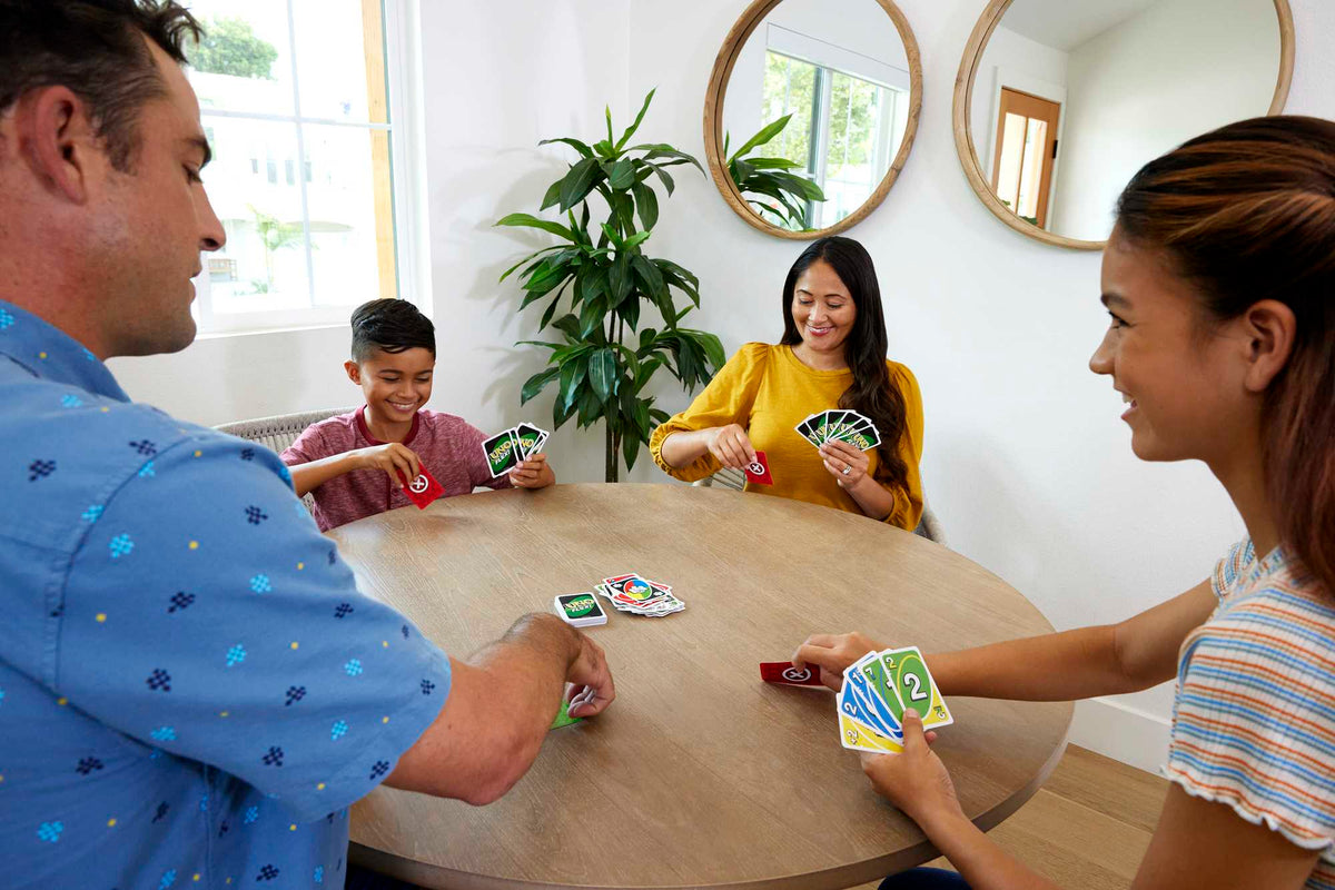 UNO Flex Card Game | Fun Games For Family And Game Nights