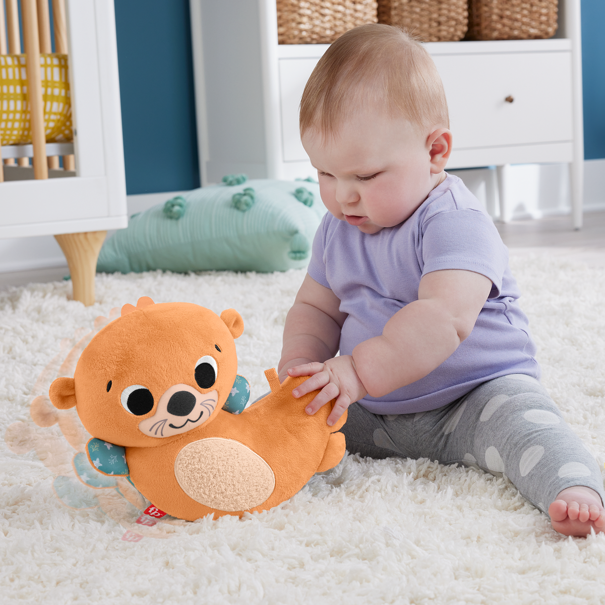 Fisher-Price  Peluche  Loutre Basculante de Jeu Sur Le Ventre2 en 1